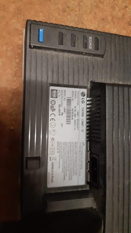 Predám lcd lg flatron w194wt-sf a lcd lg flatron w, 