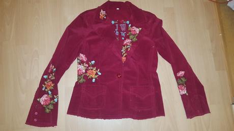 Menčestrové sako s výšivkou l, l