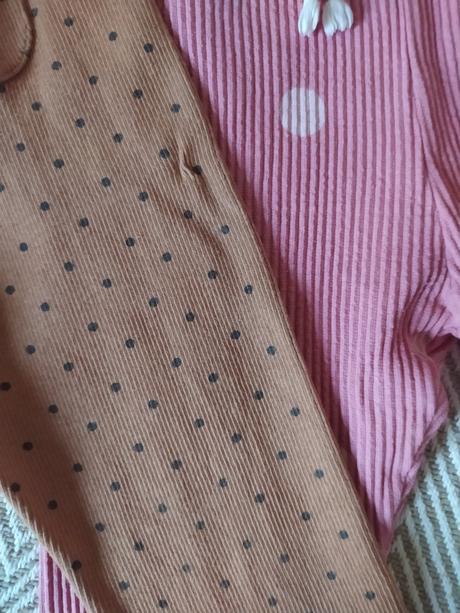 Vrubkovane legíny, zara,98