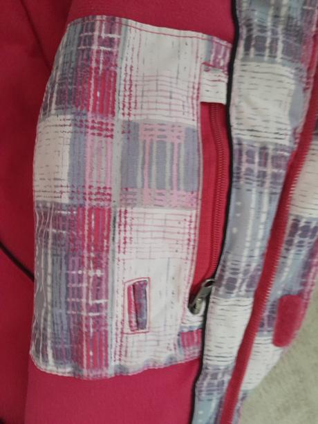 Predám lyžiarsku bundu, 152