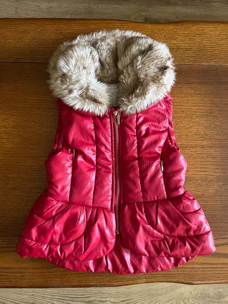 Prekrásna vesta mayoral s kožušinkovým golierom, mayoral,128