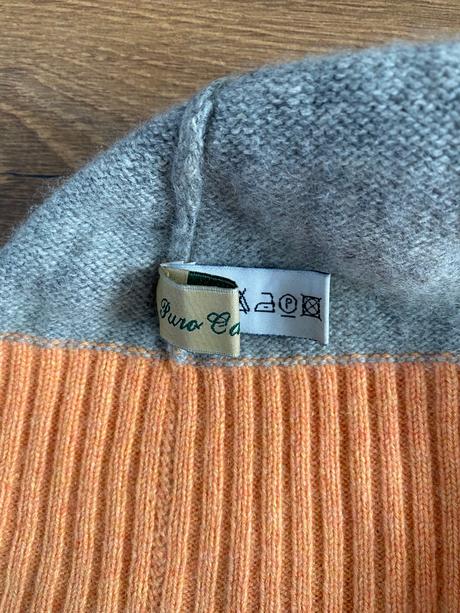 Krásna kašmírová čiapka, 