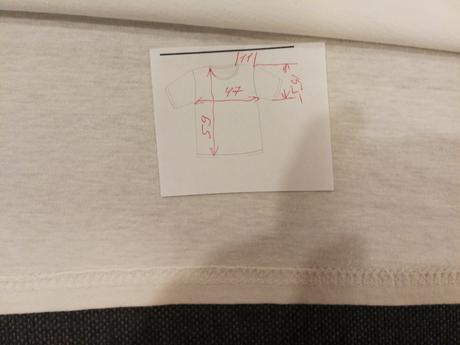 Biele tričko do tv, 158