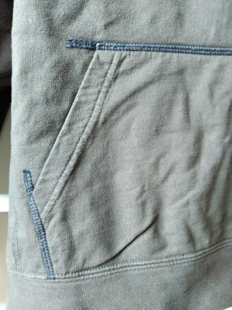 Mikina s kapucňou, 134