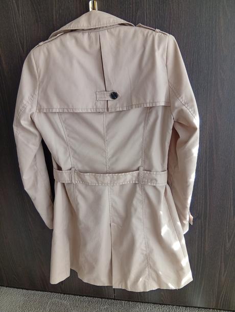 Stradivarius trenchcoat, stradivarius,s