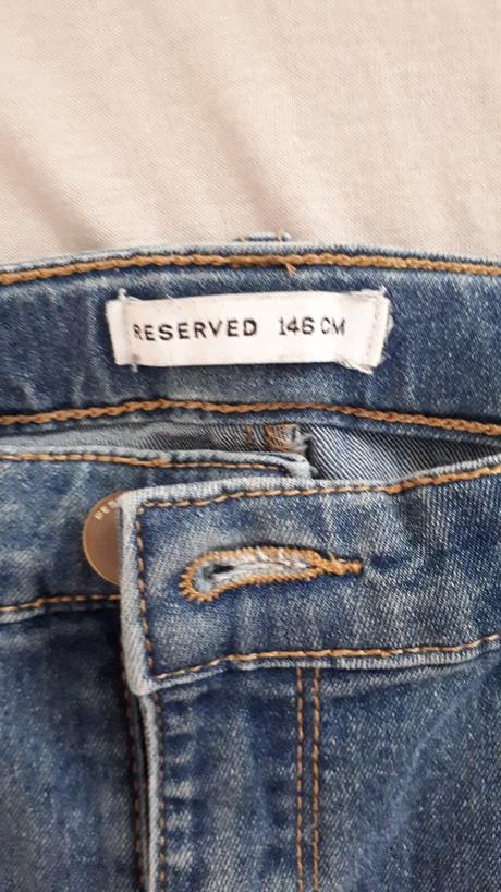 Dievčenské rifle, reserved,146