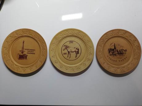 Drevené pamätné tanieriky, 