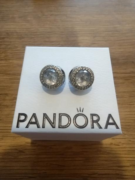 28ks pandora prívesky., pandora
