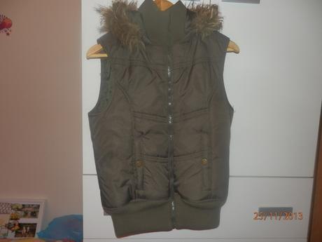 Vesta čokoládovej farby, fishbone,m