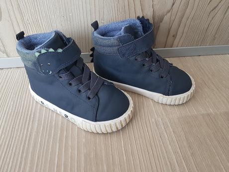 Vyteplene dino topanocky zn. h&m - vel. 23, h&m,23