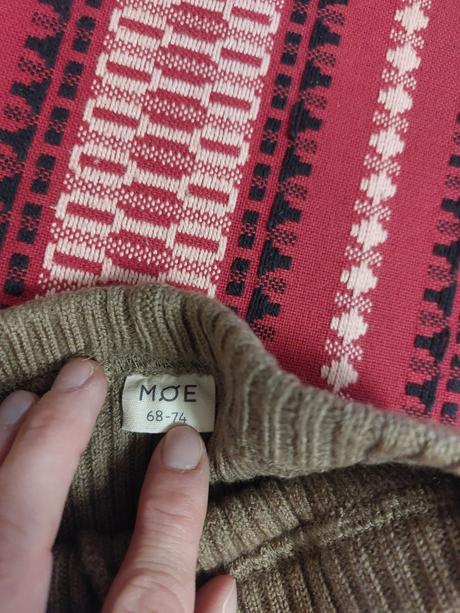 Leginy vlnene moe, 68