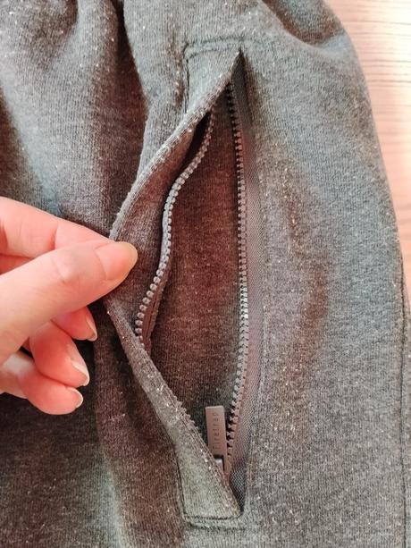 Hrubšie chlapčenské tepláky, s