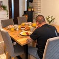 aj otec je rodic drynites u nas doma