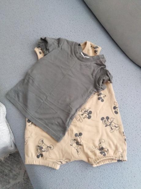 Letný komplet s mickeym, h&m,80