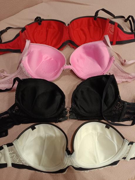 Podprsenka, new yorker,75b