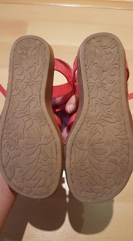 Sandálky č. 28, 28