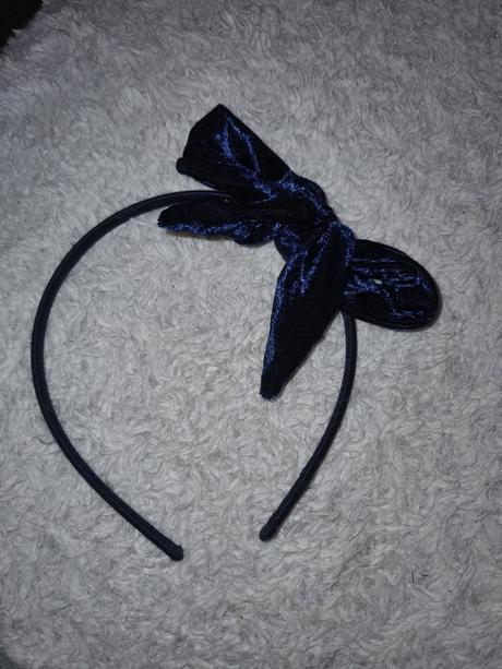 Čelenky rôzne všetky po 0.5 centov za 1ks, 