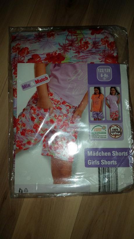Šortky nenosené, 122