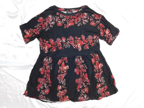 Pekne upletove šaty, gina,46