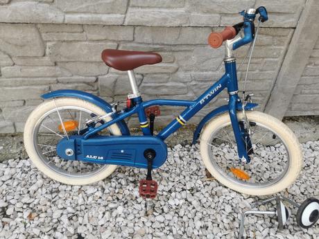 16-palcový bicykel btwin 900 + pomocne kolieska, 16