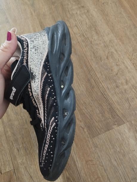 Blikajúce tenisky, sprandi,34