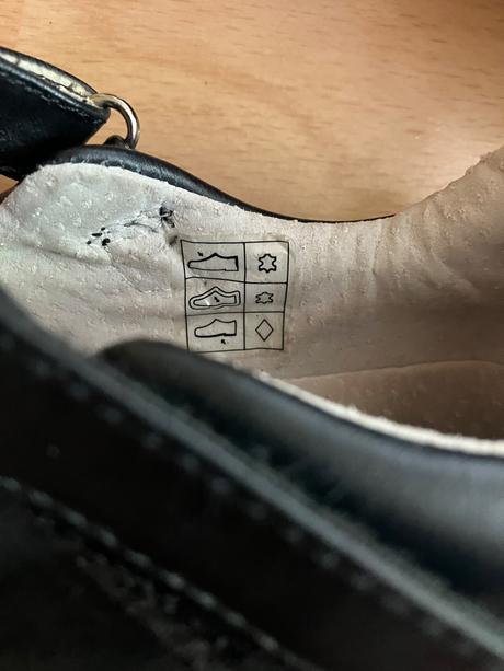 Čierne balerínky s kvetmi, 34