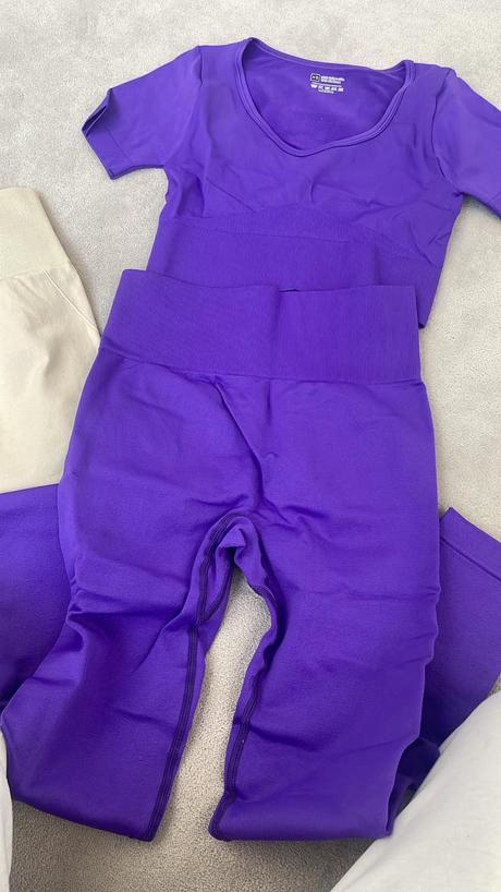 Komplet na cvičenie xs, xs