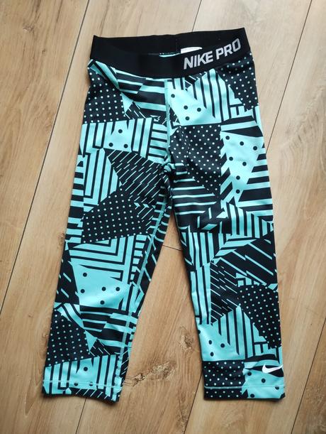 Trojštvrťové legíny, nike,s