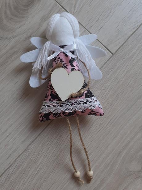 Malý m.i.l.y anjelik pink, 