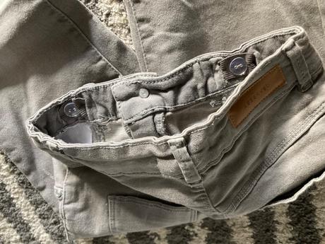 Šedé skinny rifle, reserved,140