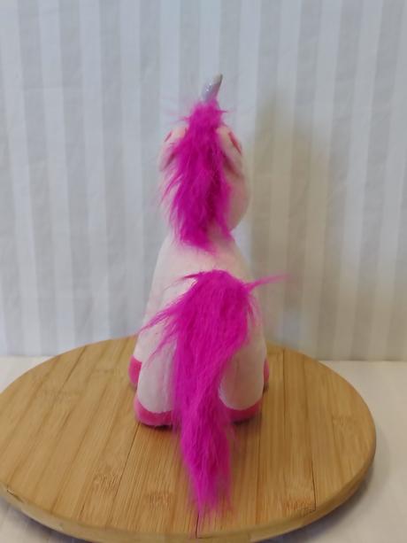 Plyšový jednorožec s trblietavým rohom, 27 cm,