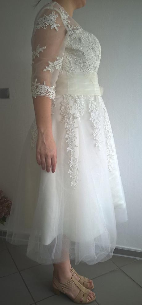 Svadobné šaty s čipkou v midi dĺžke, 42