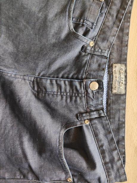 Krásne pánske rifle, 30