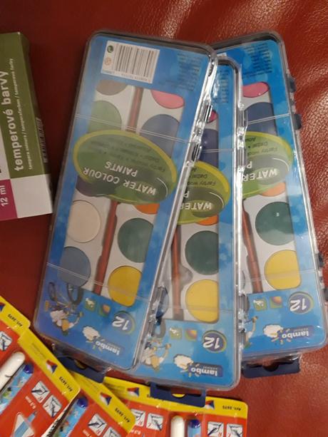 Pre prváčika...rôzne školské potreby,