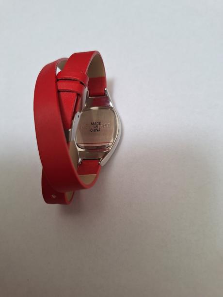 Dámske hodinky kérastase paris, 