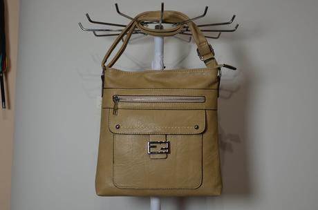 Béžová kabelka, 