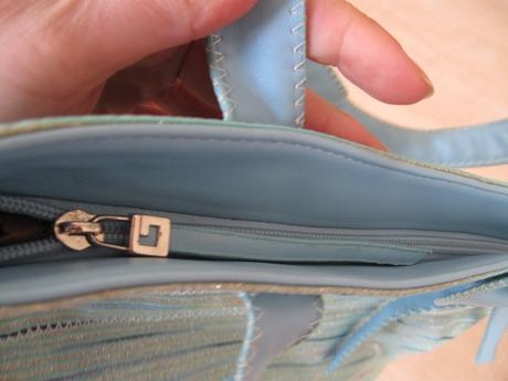 Letná bledomodrá kabelka, 