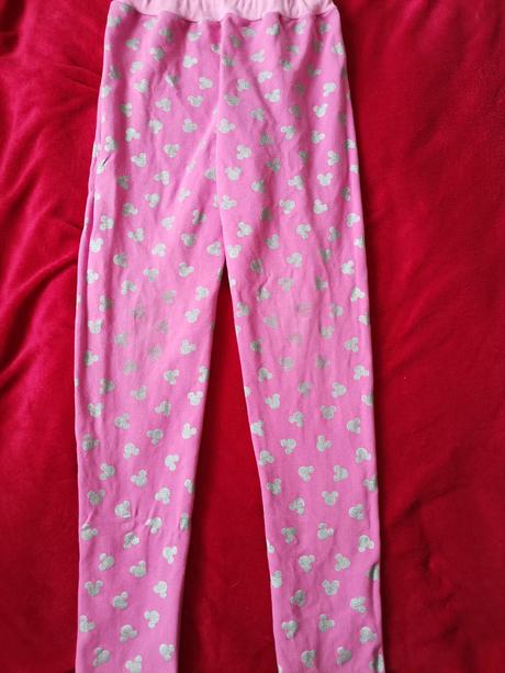 2 kusy pekné legíny, 140