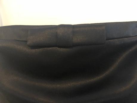 Spolocenske saty, 34