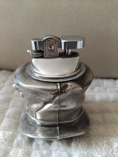 Starozitny zapalovac, 