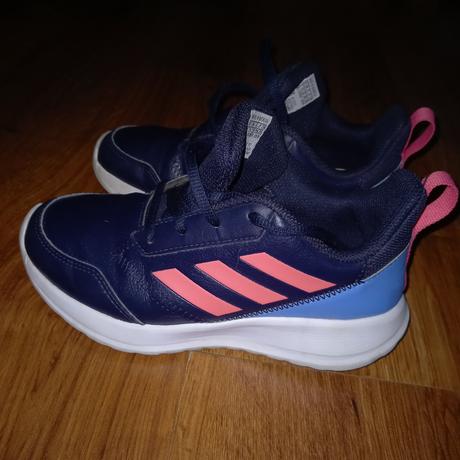 Dievcenske botasky, adidas,33