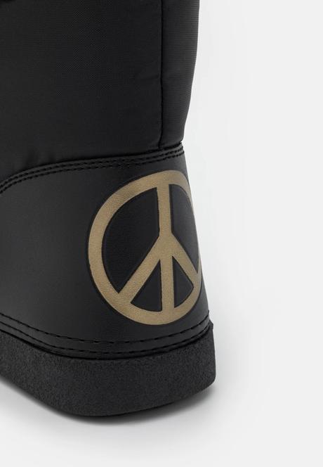 Zimné čižmy moschino č. 37/38, moschino,37