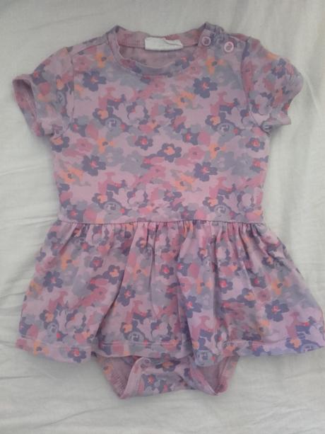 Fialové šatové body, coccodrillo,74