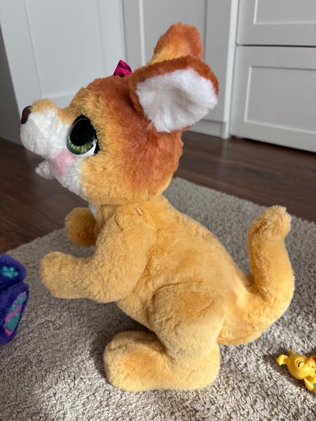 Hasbro furreal kengura josie,