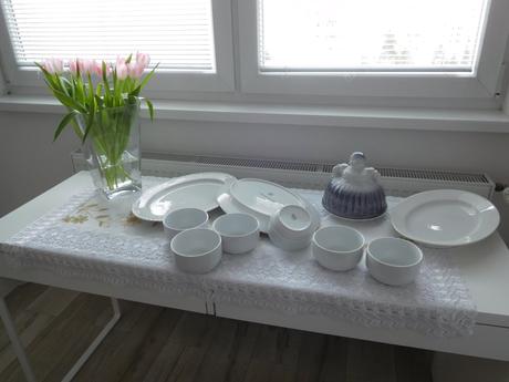 Porcelánové veľké taniere +misky na kompot značené, 