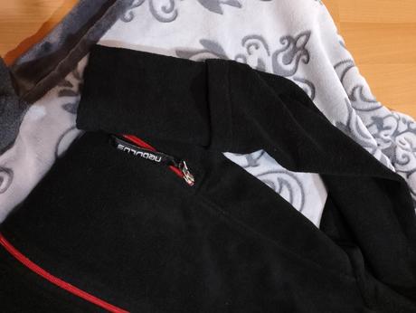 Nebulus dámska čierna mikina s vysokým golierom, s