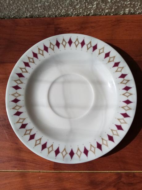 Stará porcelánová čajová súprava z bývalej gdr,