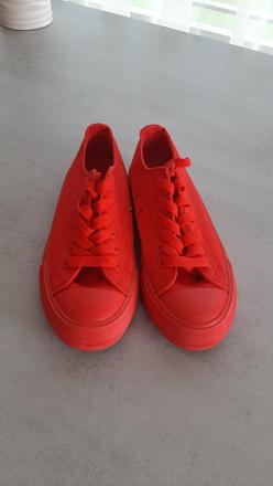 Červené tramky, 37