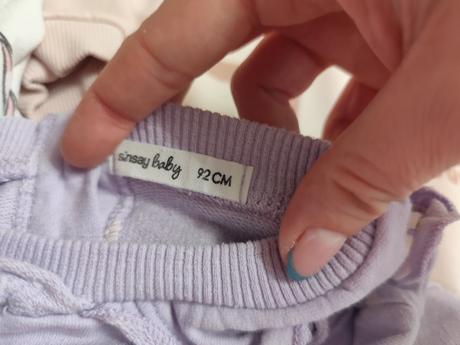 Balík oblečenia, 86–98