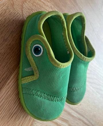 Topánočky do vody, 22